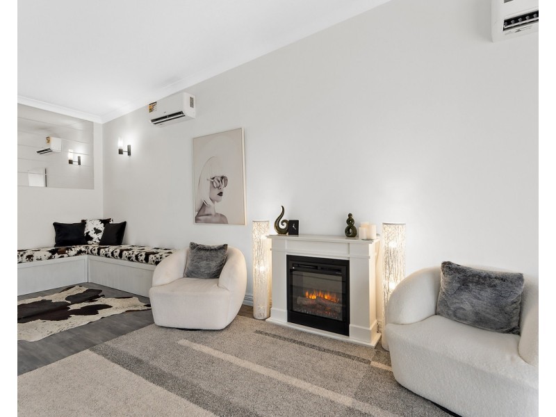 35 Derry Avenue, Mount Nasura WA 6112