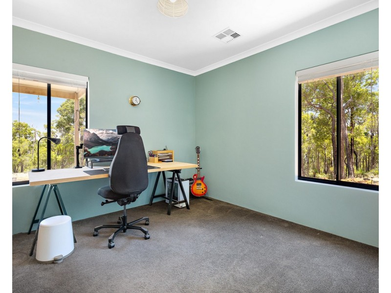 542 Albany Highway, Bedfordale WA 6112