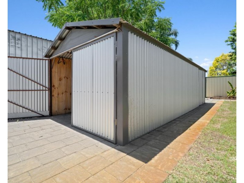 4 Stanford Street, Maddington WA 6109