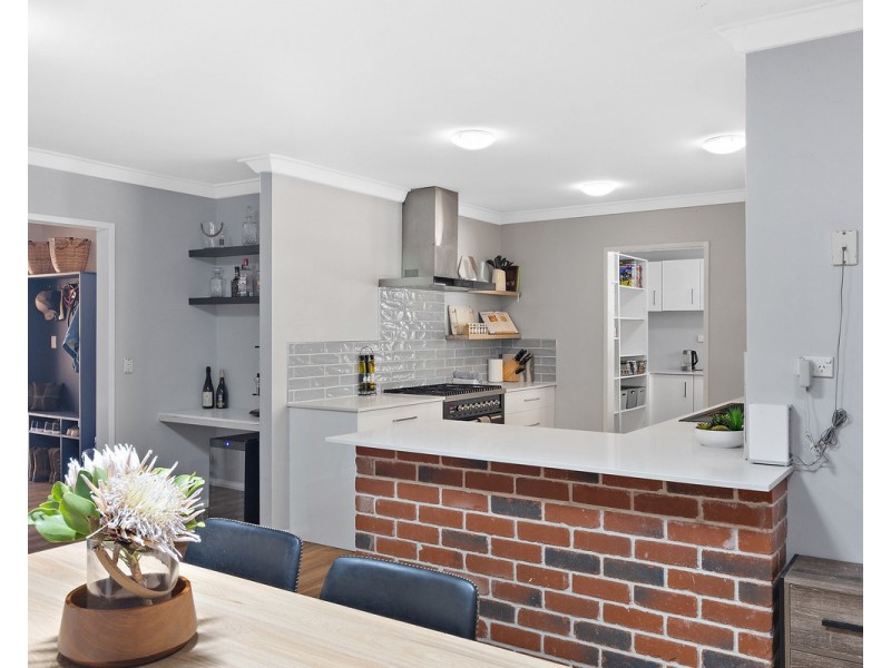 72 Wallangarra Drive, Bedfordale WA 6112