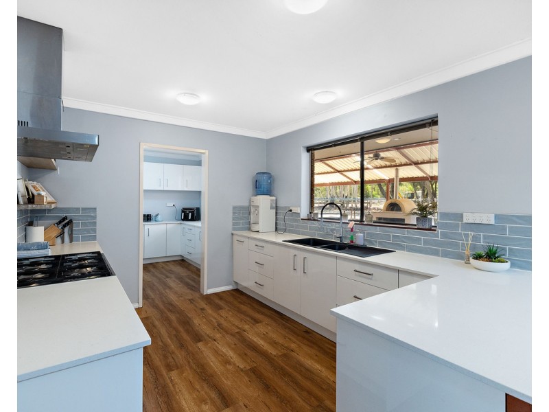 72 Wallangarra Drive, Bedfordale WA 6112