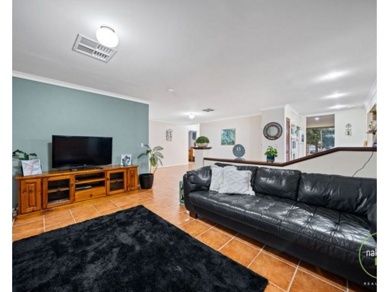 83 Strawberry Drive, Seville Grove WA 6112