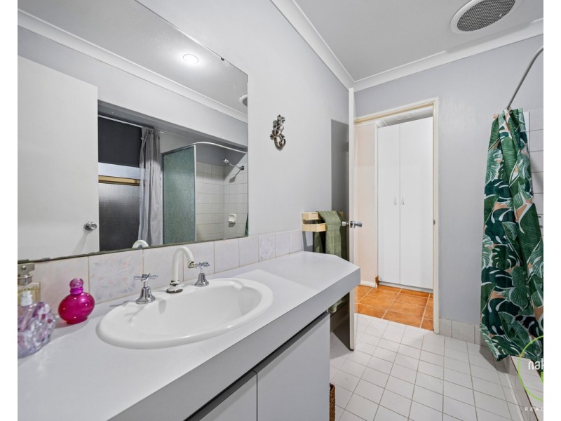 83 Strawberry Drive, Seville Grove WA 6112