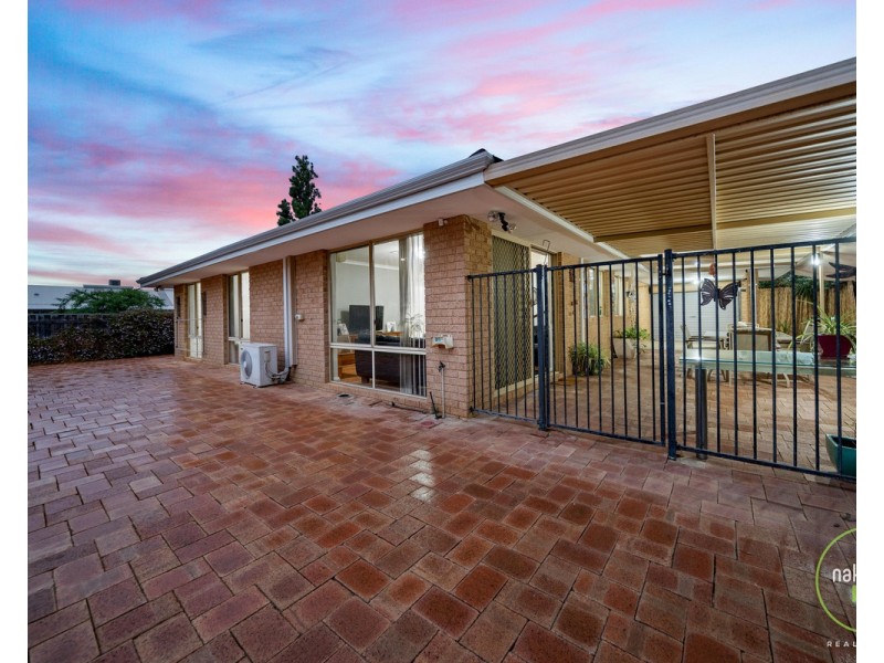 83 Strawberry Drive, Seville Grove WA 6112