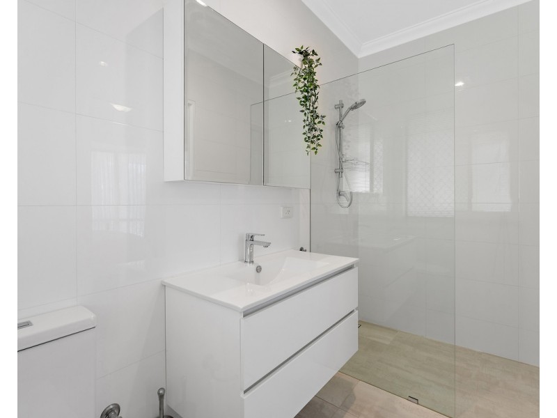 3 Dowell Close, Bedfordale WA 6112