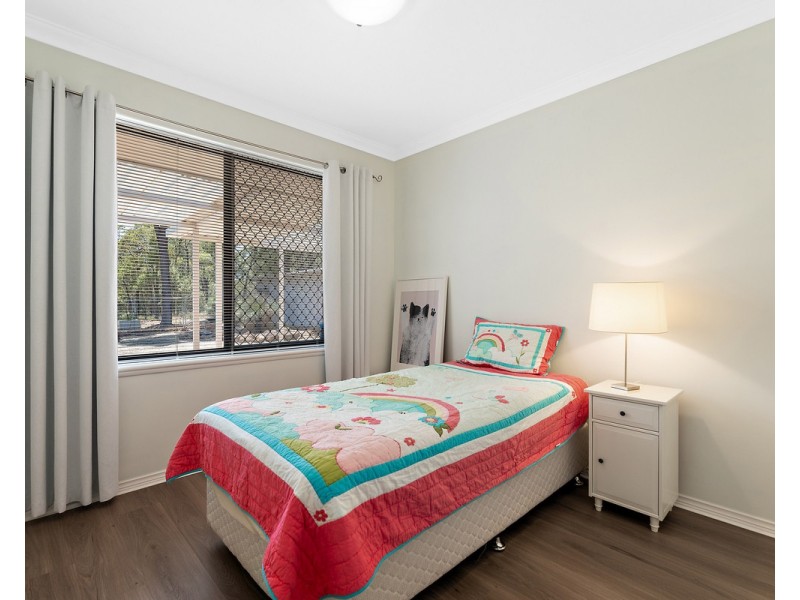 3 Dowell Close, Bedfordale WA 6112