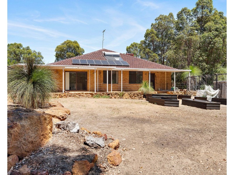 3 Dowell Close, Bedfordale WA 6112