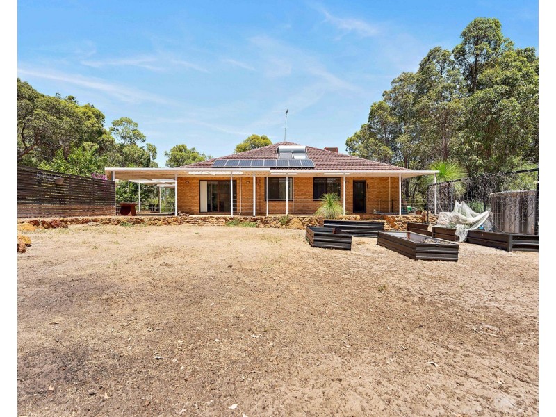 3 Dowell Close, Bedfordale WA 6112