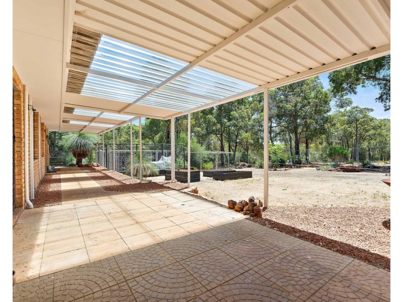 3 Dowell Close, Bedfordale WA 6112