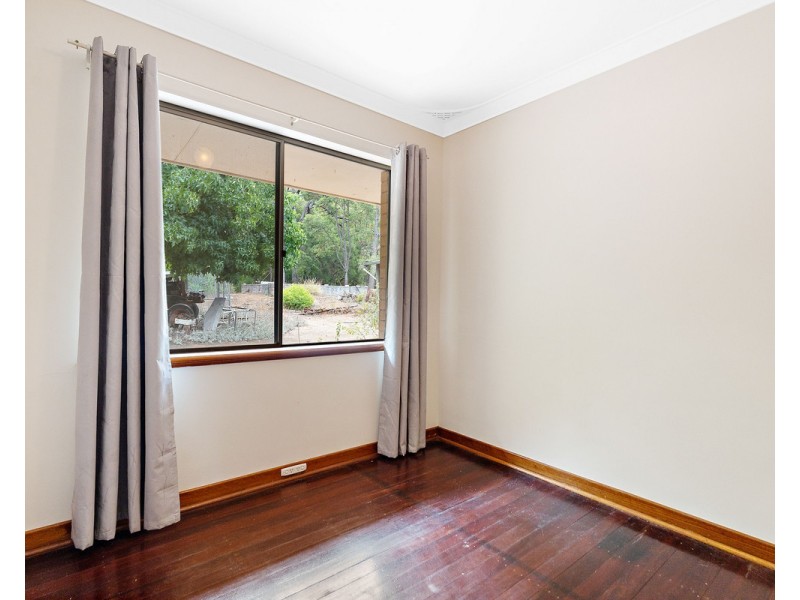 20 Blake Street, Bedfordale WA 6112