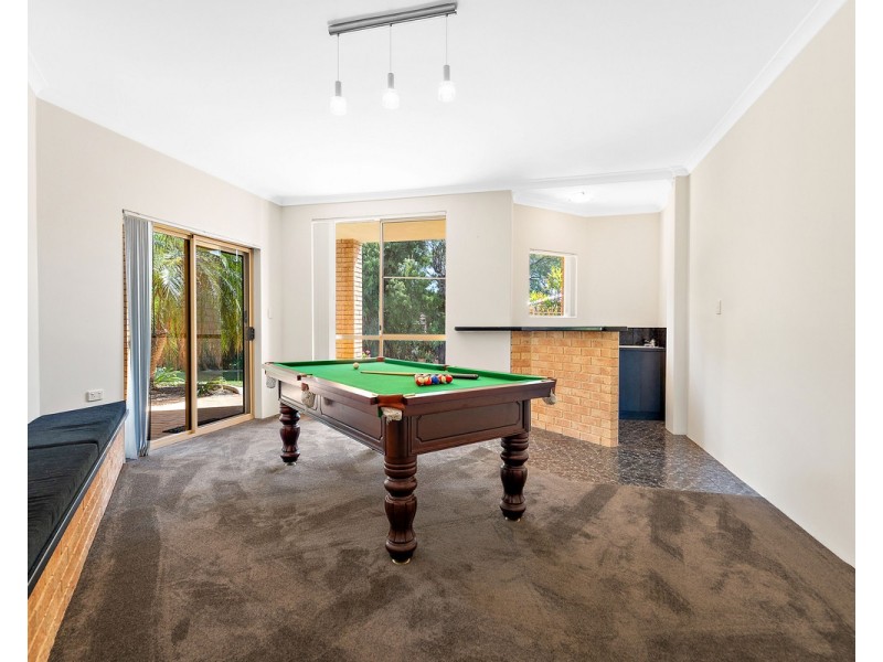 6 Higgins Place, Mount Nasura WA 6112