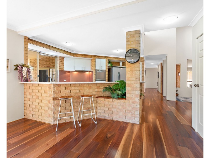 6 Higgins Place, Mount Nasura WA 6112