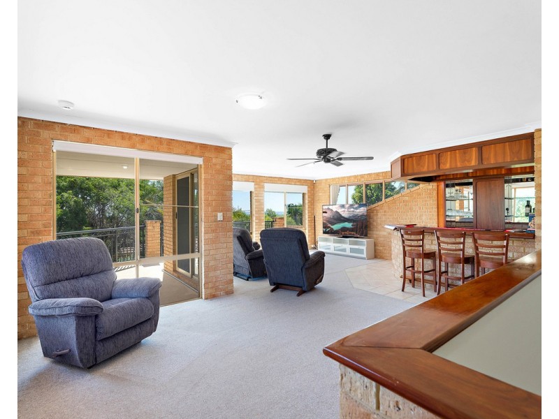 6 Higgins Place, Mount Nasura WA 6112