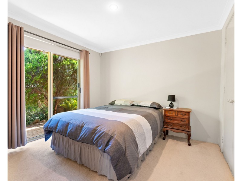 6 Higgins Place, Mount Nasura WA 6112