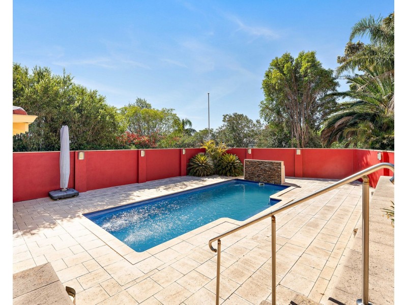 6 Higgins Place, Mount Nasura WA 6112