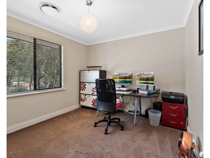 38 Darling Range Drive, Bedfordale WA 6112