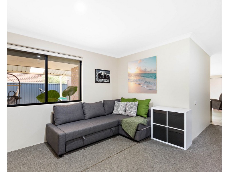 28 Larsen Road, Byford WA 6122