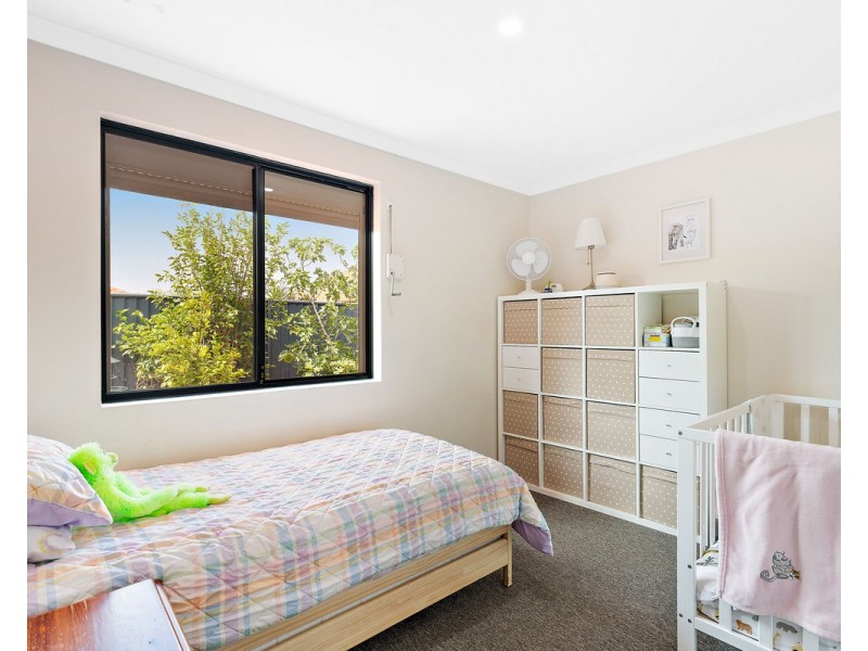28 Larsen Road, Byford WA 6122