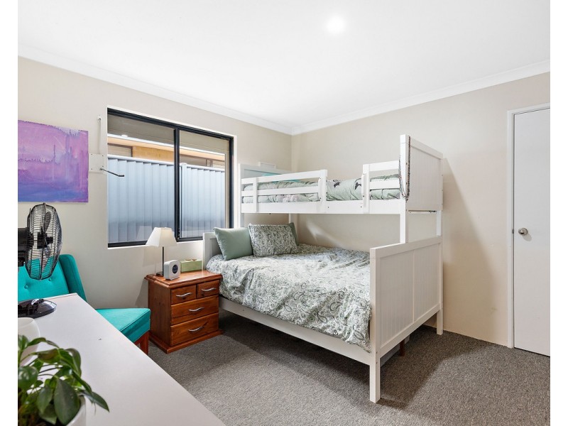 28 Larsen Road, Byford WA 6122