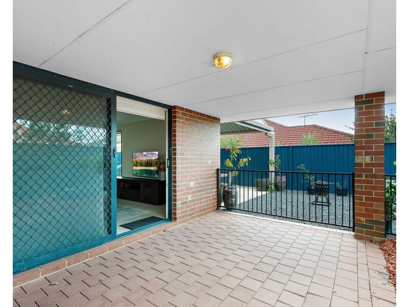 28 Larsen Road, Byford WA 6122
