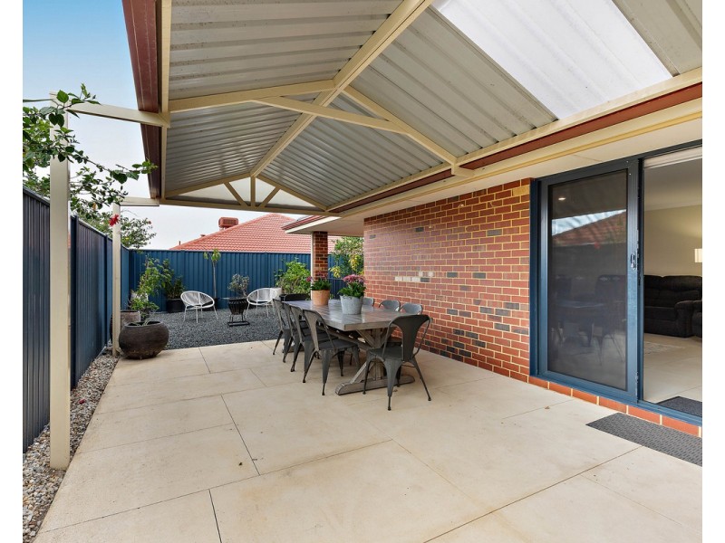 28 Larsen Road, Byford WA 6122