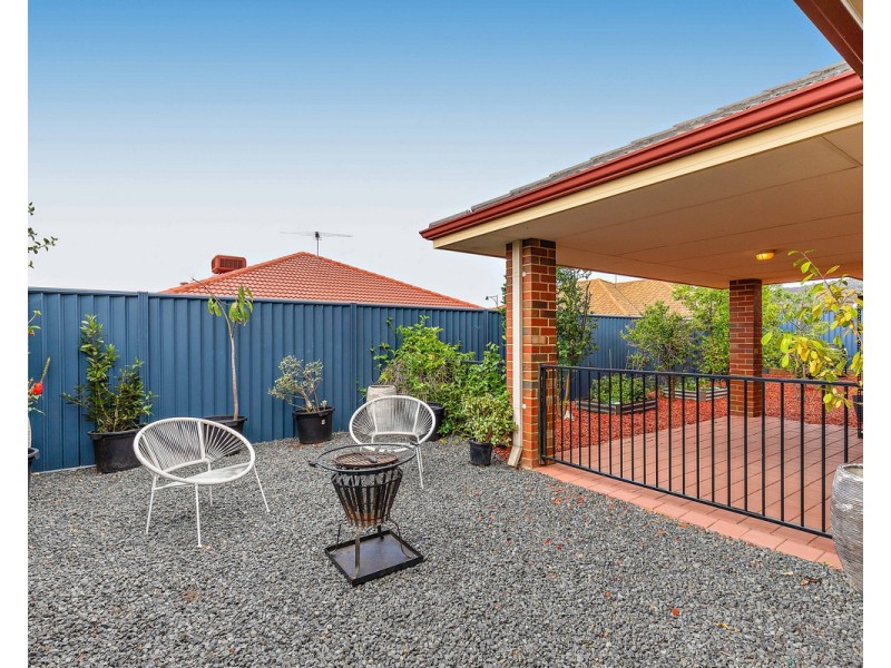28 Larsen Road, Byford WA 6122