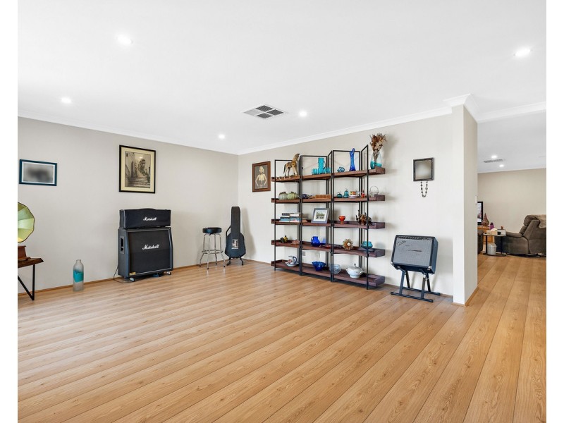 11 Coleus Way, Seville Grove WA 6112