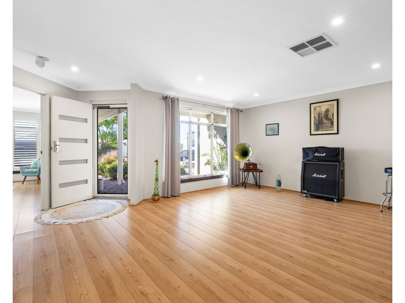 11 Coleus Way, Seville Grove WA 6112