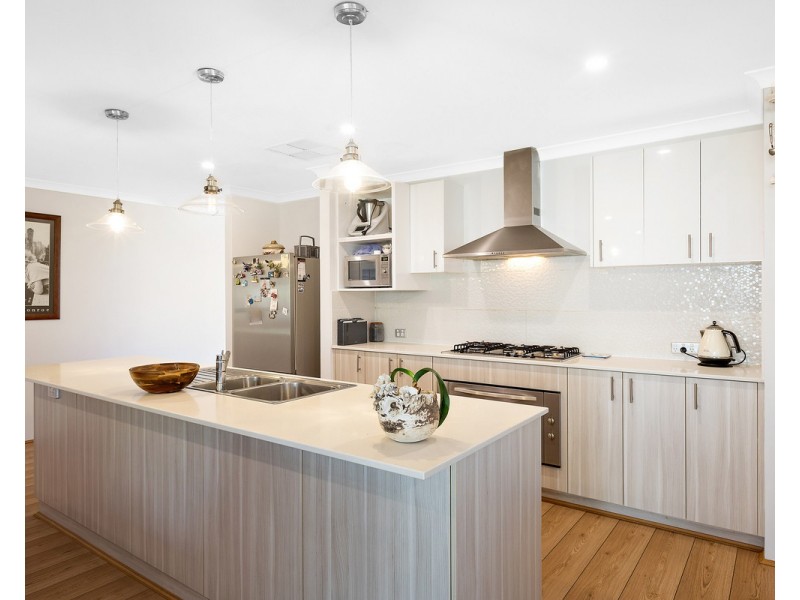 11 Coleus Way, Seville Grove WA 6112