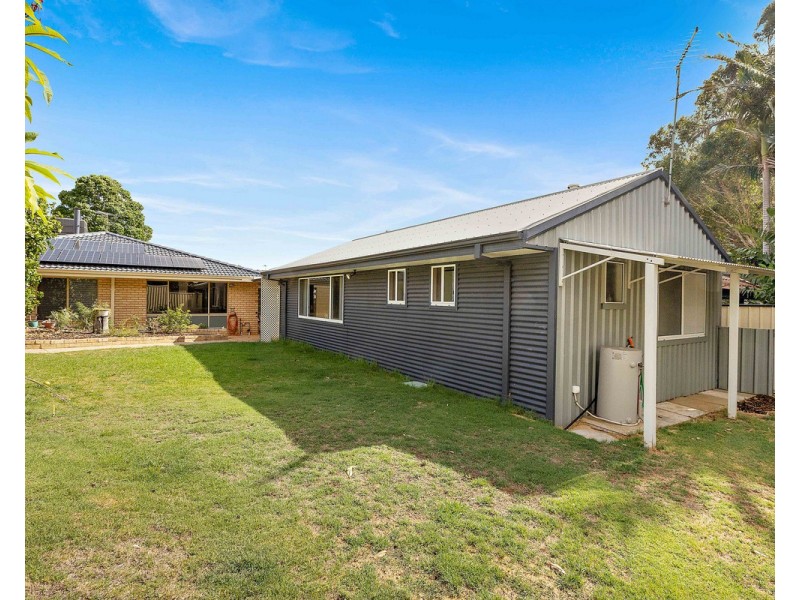 13 Anembo Place, Kelmscott WA 6111