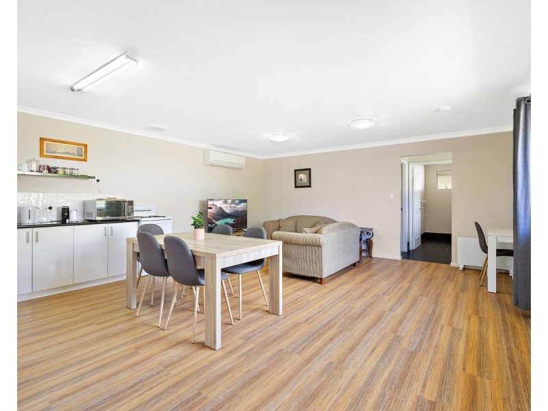 13 Anembo Place, Kelmscott WA 6111