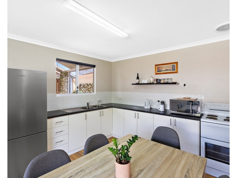 13 Anembo Place, Kelmscott WA 6111