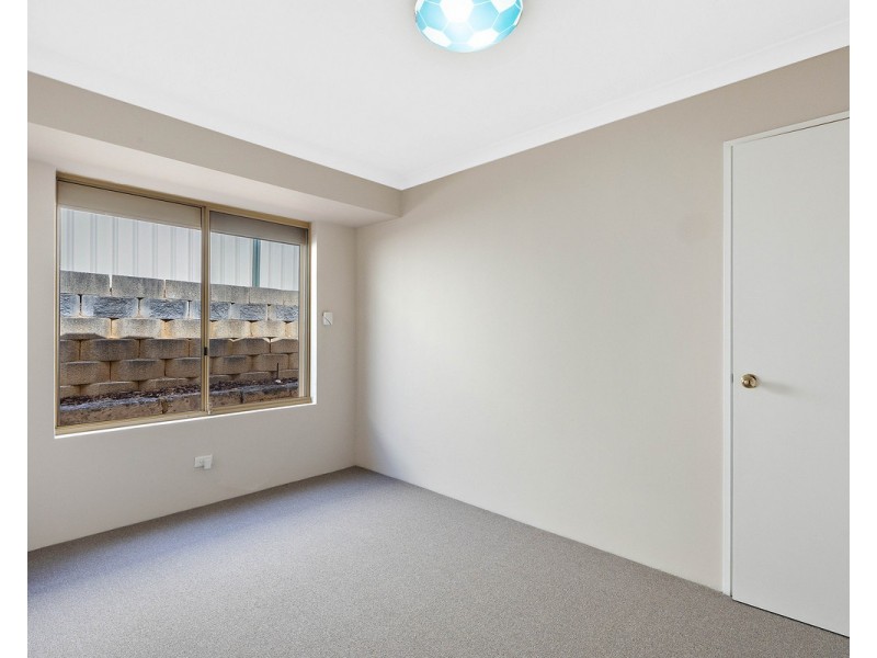 13 Anembo Place, Kelmscott WA 6111