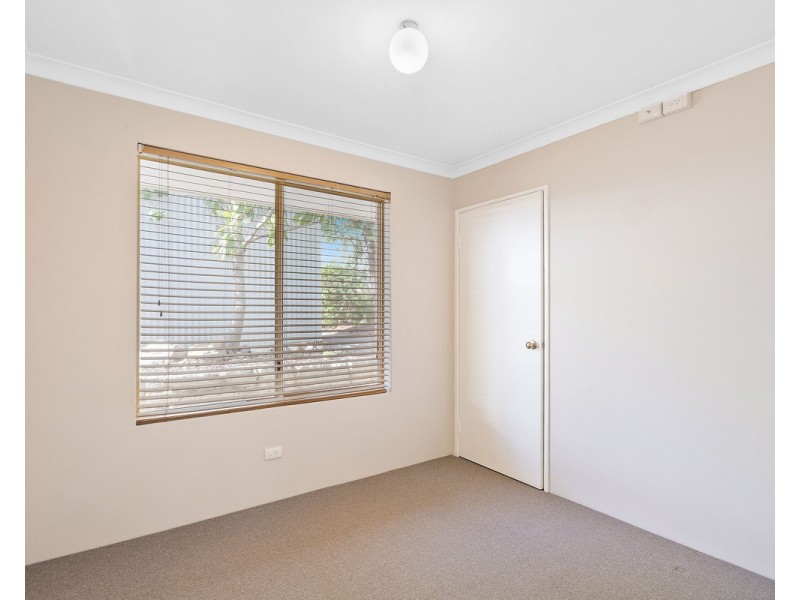 13 Anembo Place, Kelmscott WA 6111