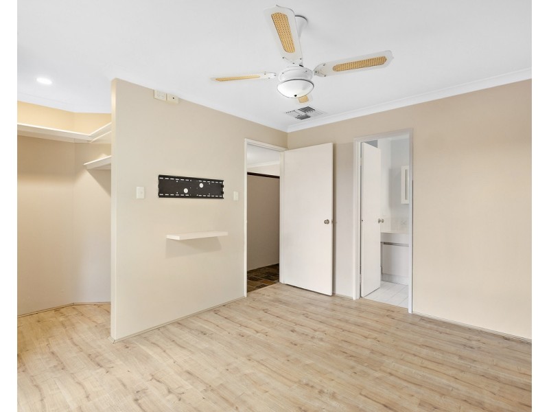 13 Anembo Place, Kelmscott WA 6111