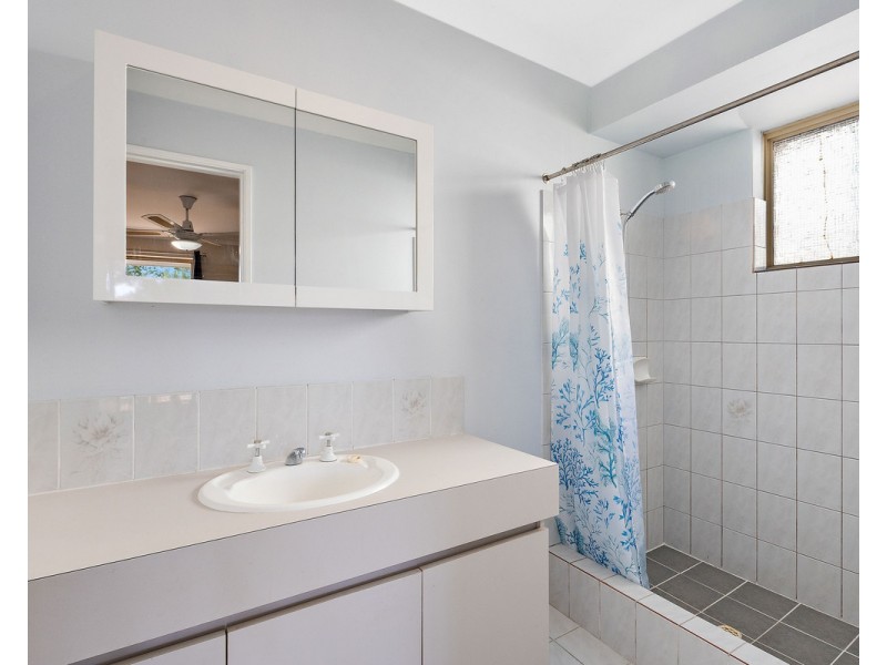 13 Anembo Place, Kelmscott WA 6111