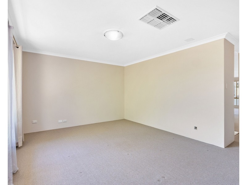 13 Anembo Place, Kelmscott WA 6111