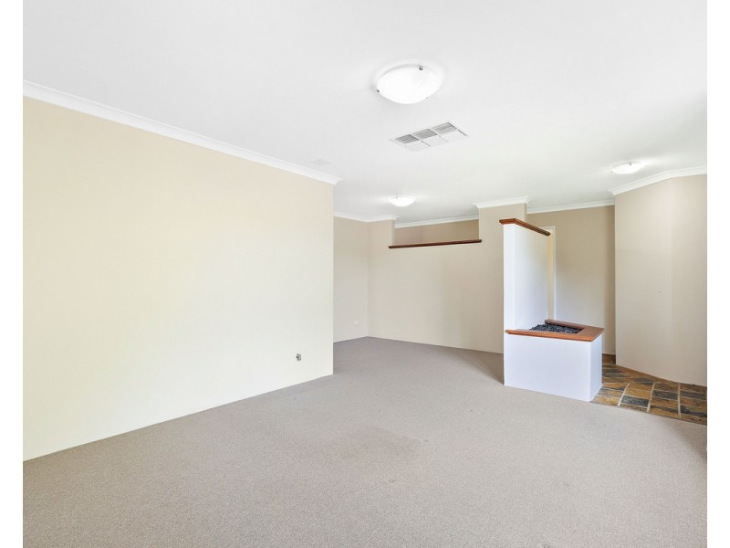 13 Anembo Place, Kelmscott WA 6111