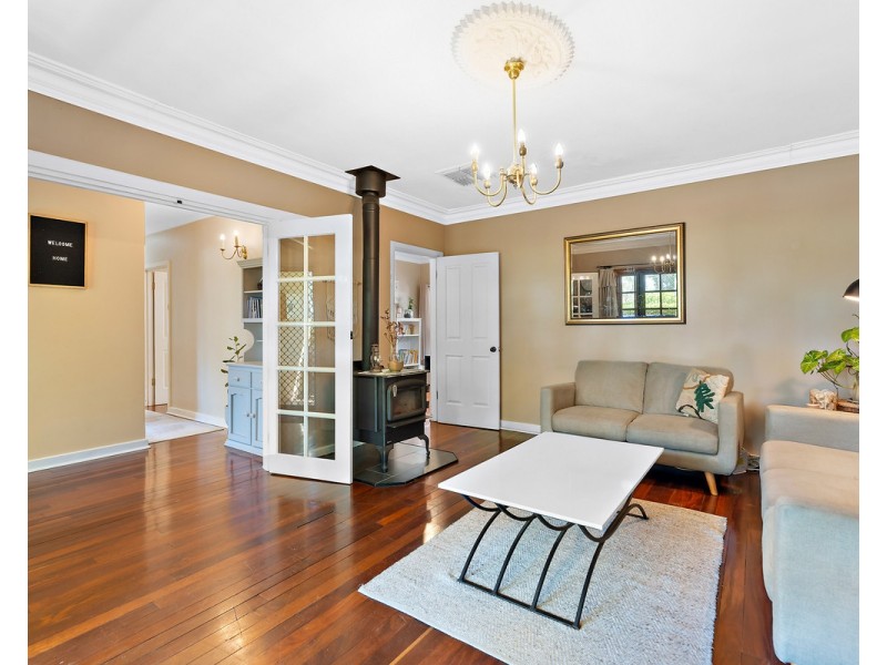 5 Lefroy Road, Mount Nasura WA 6112
