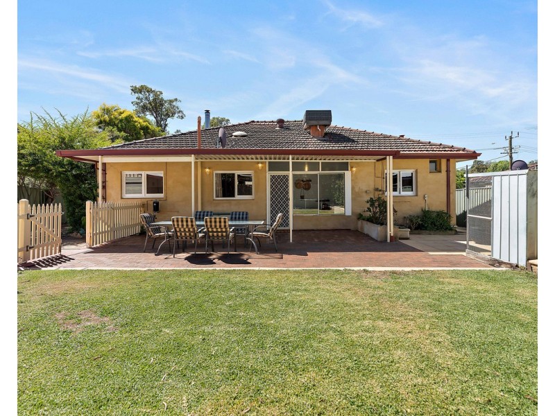 5 Lefroy Road, Mount Nasura WA 6112