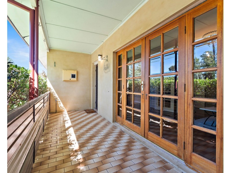 5 Lefroy Road, Mount Nasura WA 6112