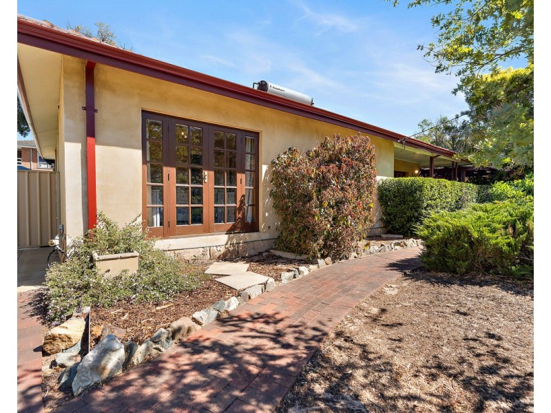 5 Lefroy Road, Mount Nasura WA 6112
