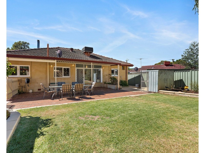 5 Lefroy Road, Mount Nasura WA 6112
