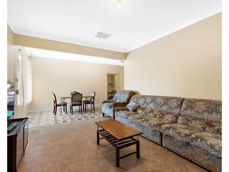 37 Pitchford Avenue, Maddington WA 6109