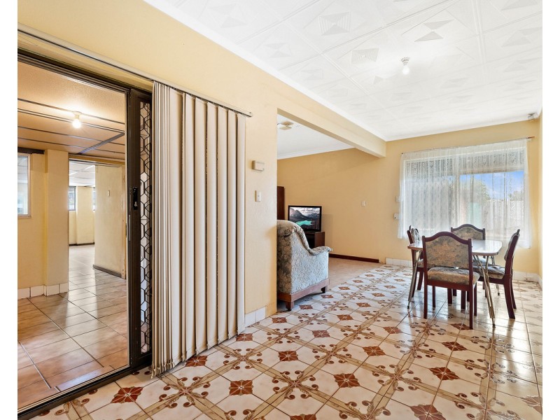 37 Pitchford Avenue, Maddington WA 6109