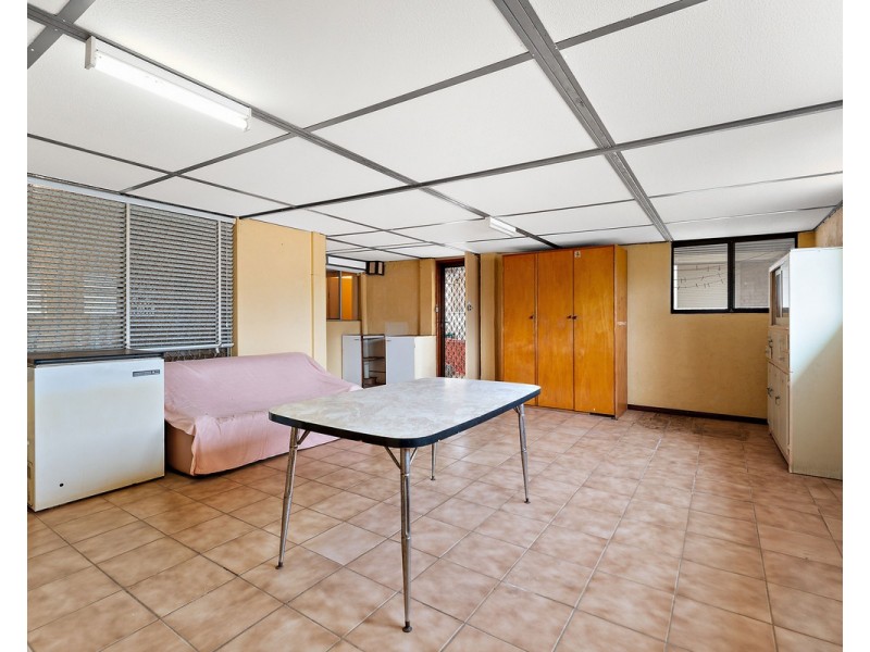 37 Pitchford Avenue, Maddington WA 6109