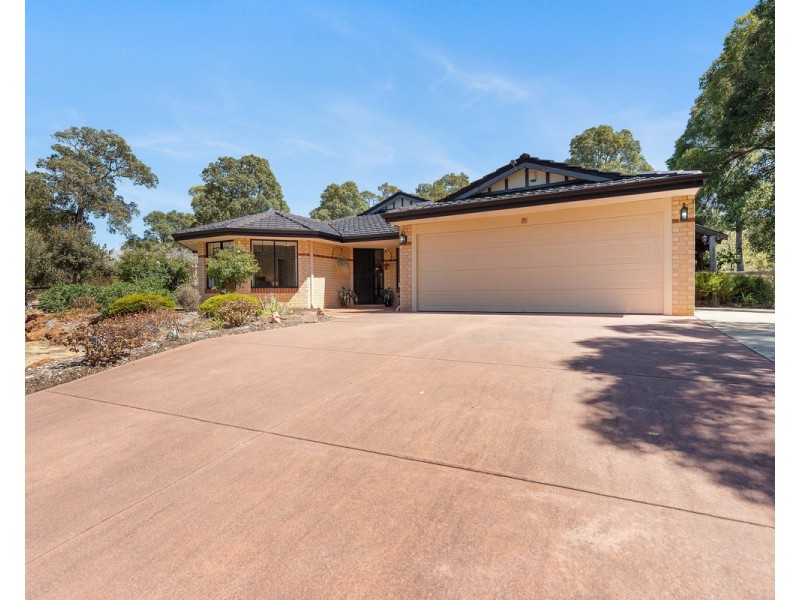 9 Darling Range Drive, Bedfordale WA 6112