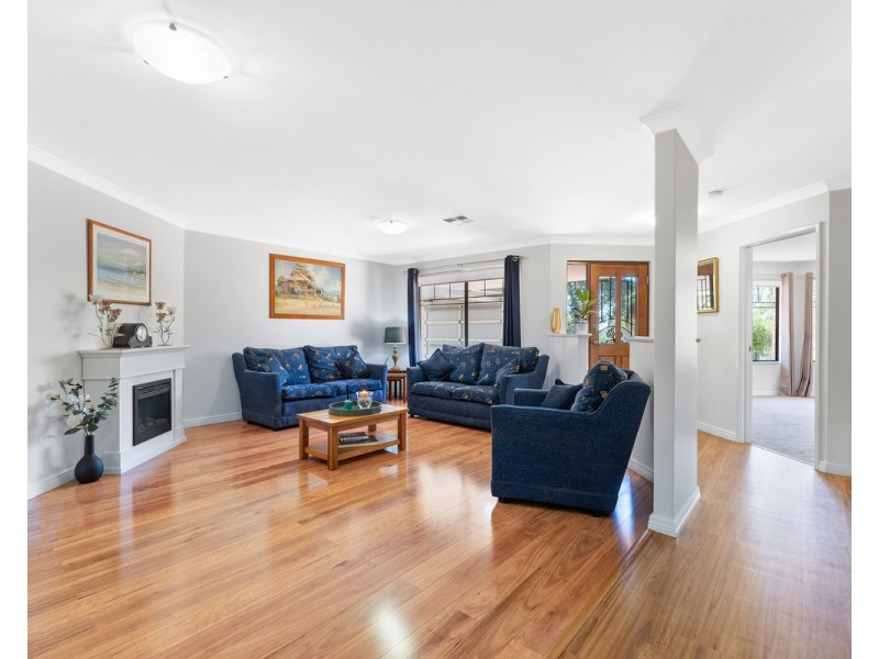 9 Darling Range Drive, Bedfordale WA 6112