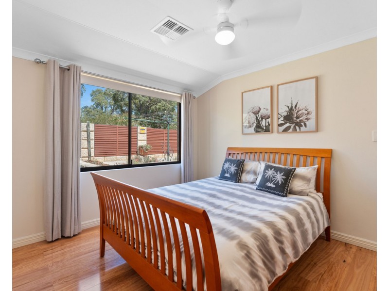 9 Darling Range Drive, Bedfordale WA 6112