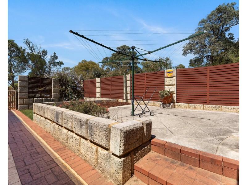 9 Darling Range Drive, Bedfordale WA 6112
